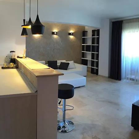 Cristian Apartamento Constanţa